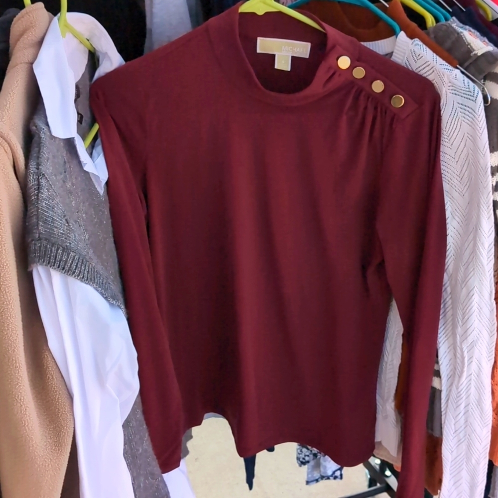 Michael Kors cranberry long sleeve top shoulder buttons Small